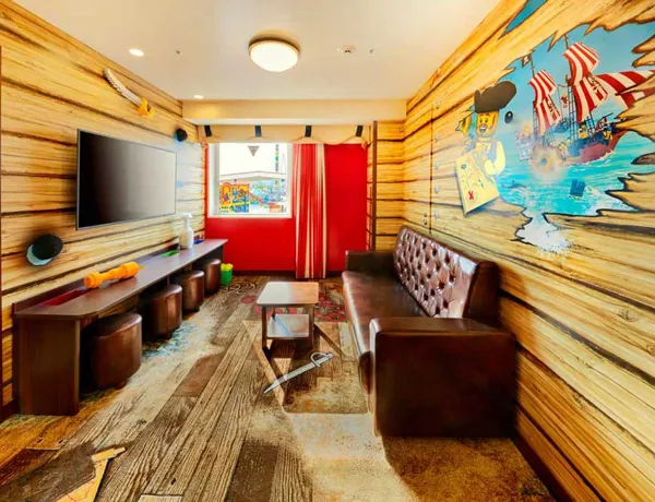 Piretes Playroom Resized