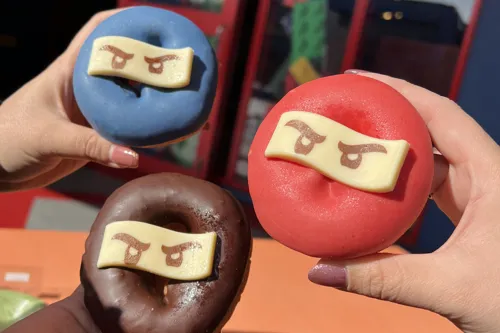 ▲ニンジャドーナツ(3種類のフレーバー)