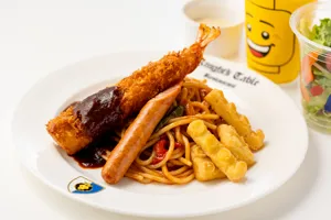 Local Pasta Dish Pasta With Thick Tomato Based Sauce & Large Deep Fried Shrimp Set
