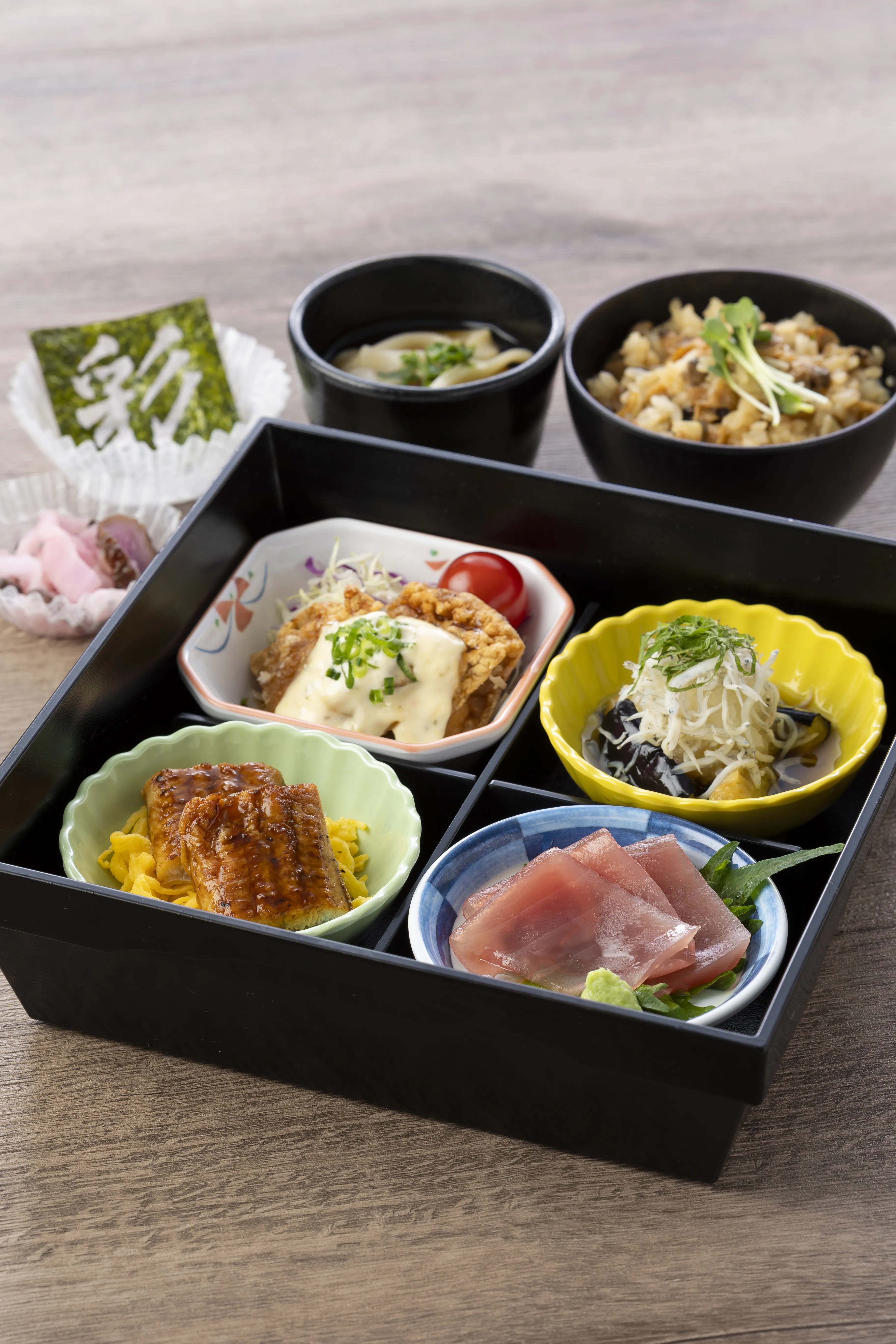 Iro Summer Shokado Meal