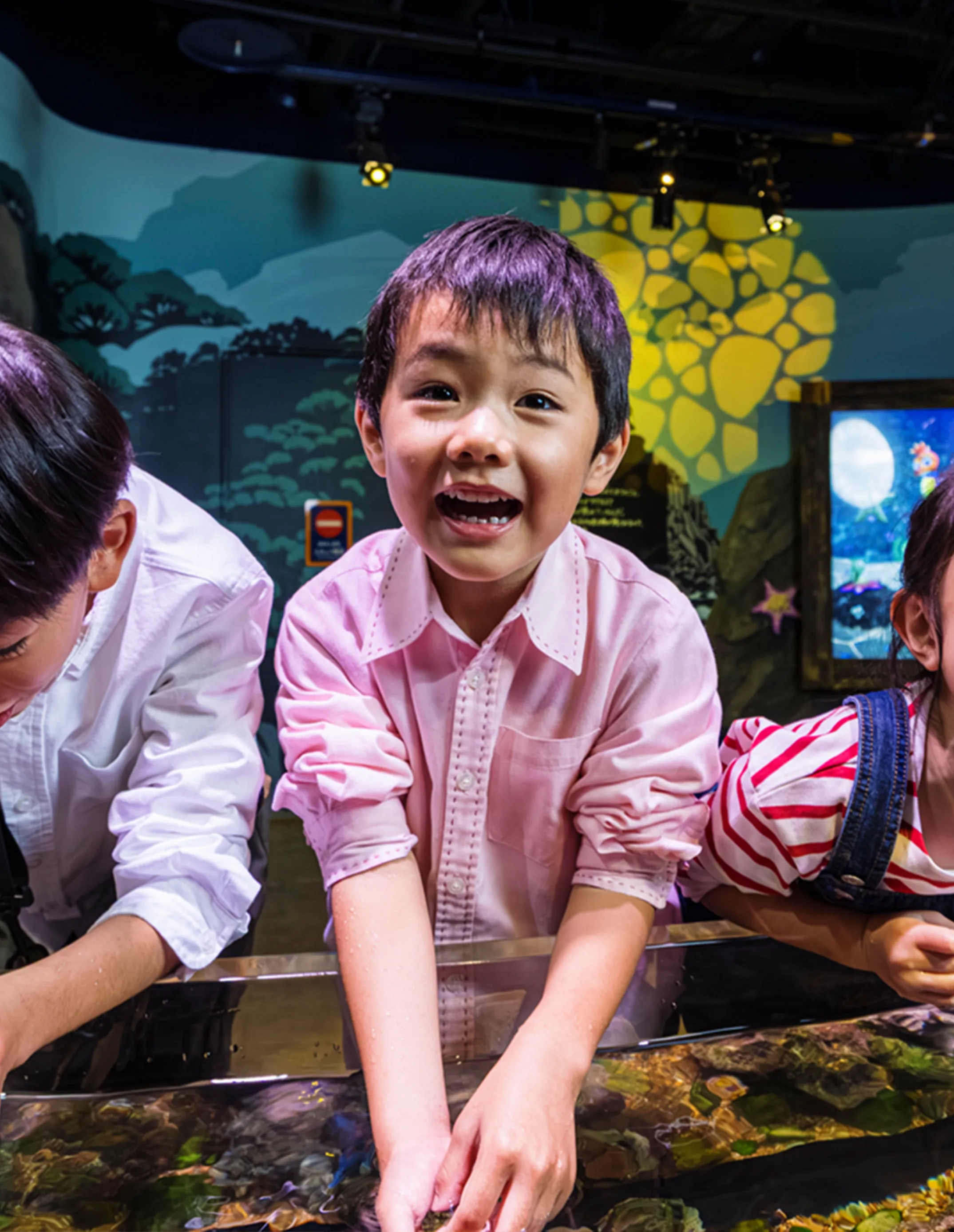 名古屋シーライフ水族館（縦向き）